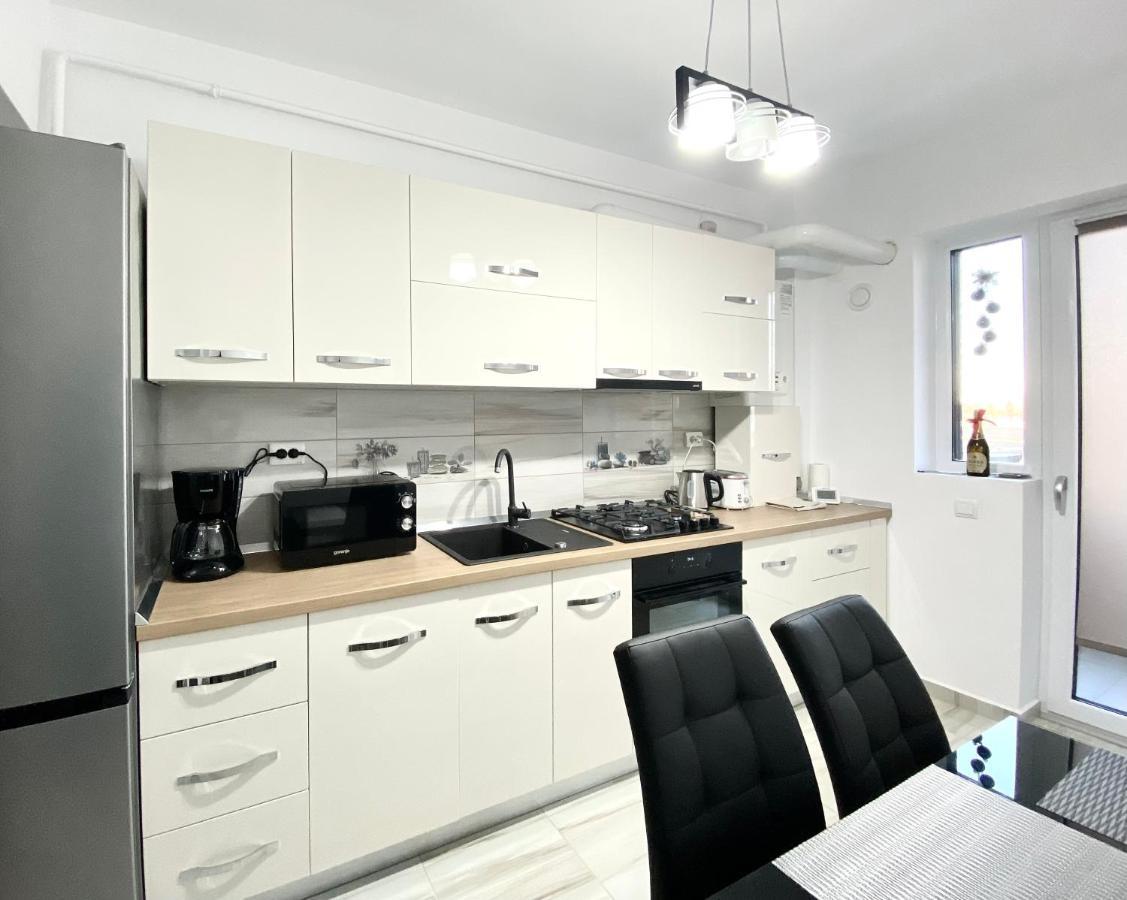 Moonrise Apartment Брашов Экстерьер фото